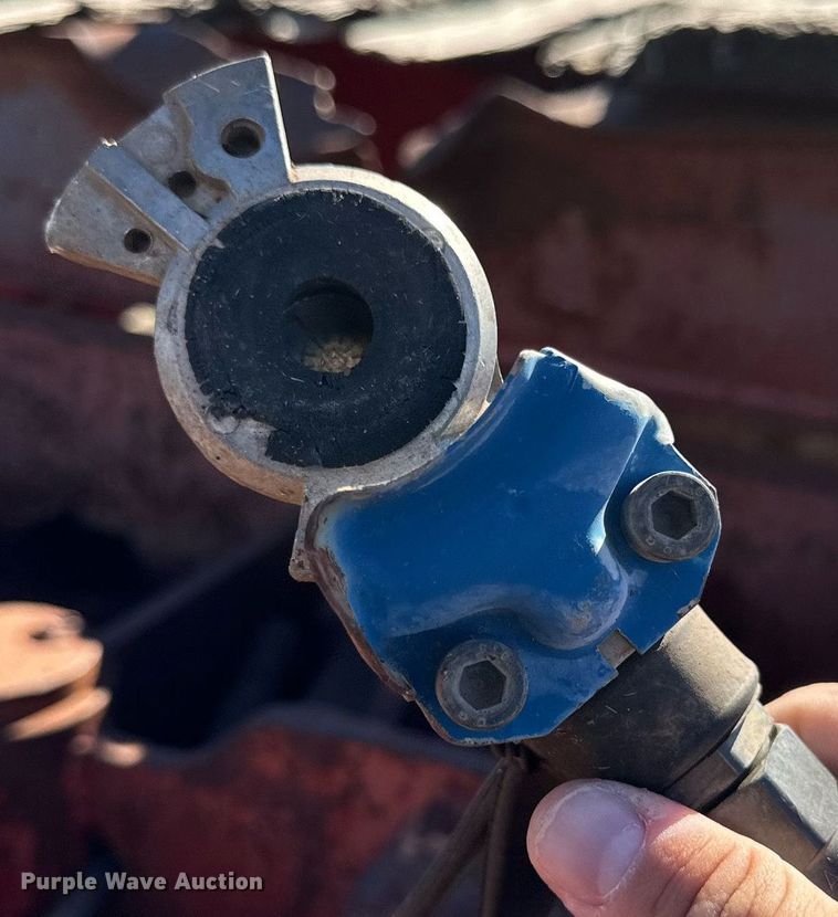 image for item DP5940 2007 Holden oilfield trailer