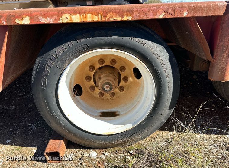 image for item DP5940 2007 Holden oilfield trailer