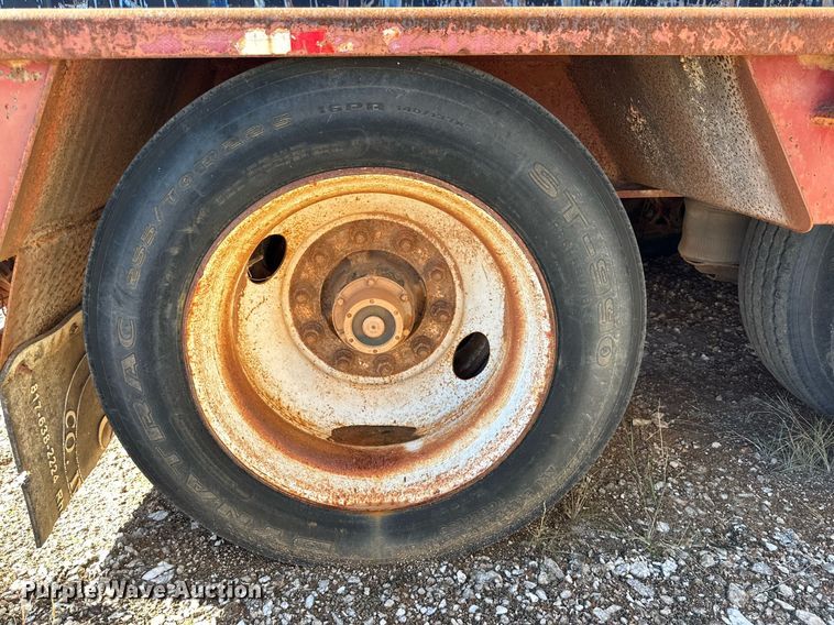 image for item DP5940 2007 Holden oilfield trailer