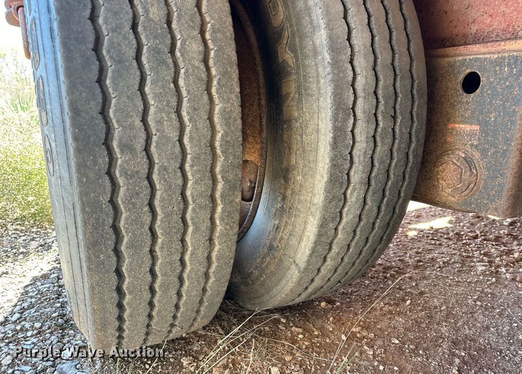 image for item DP5940 2007 Holden oilfield trailer