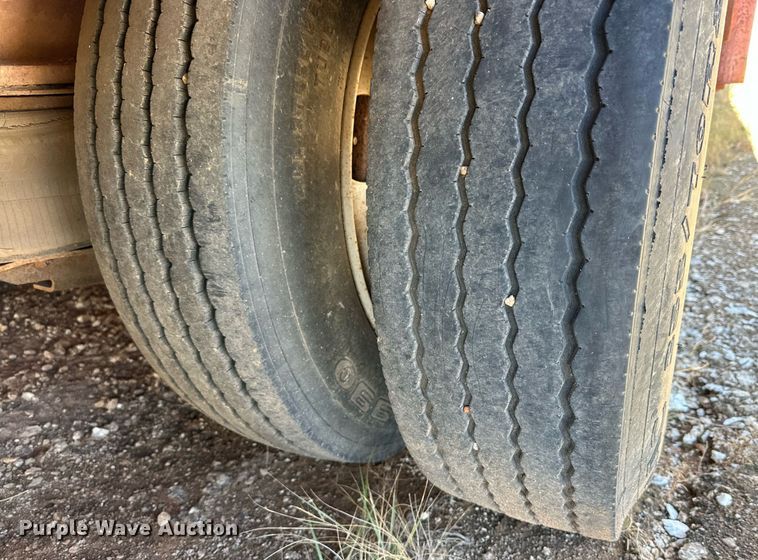 image for item DP5940 2007 Holden oilfield trailer