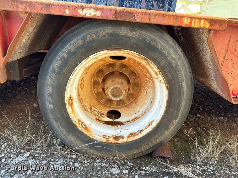 image for item DP5940 2007 Holden oilfield trailer