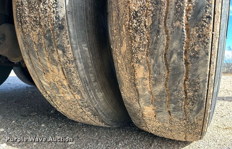 image for item DP5993 2014 Great Dane refrigerated van trailer