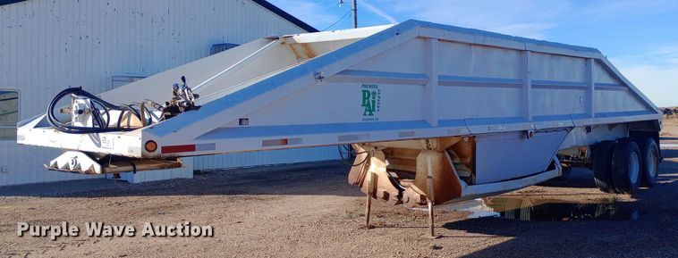 image for item DQ3140 1985 Lowen bottom dump trailer