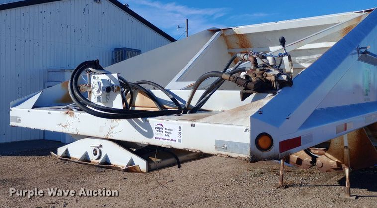 image for item DQ3140 1985 Lowen bottom dump trailer