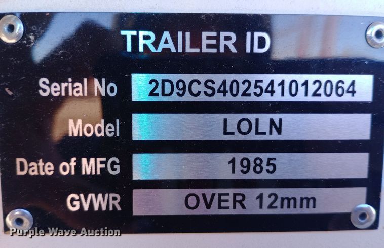 image for item DQ3140 1985 Lowen bottom dump trailer