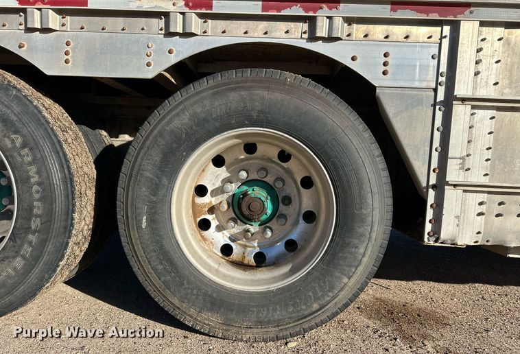 image for item DQ3143 2009 Wilson PSDCL-402 livestock trailer