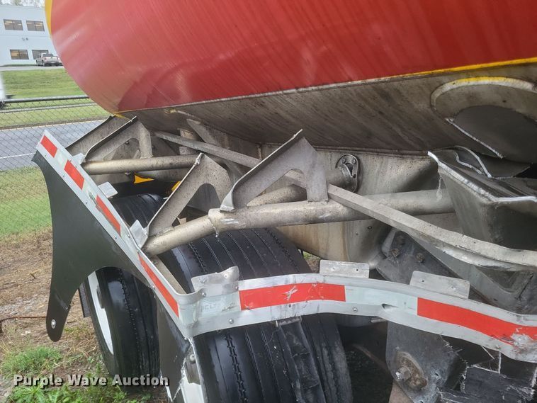 image for item DQ3687 2019 MACLTT ASE-9500-2S-406 tank trailer