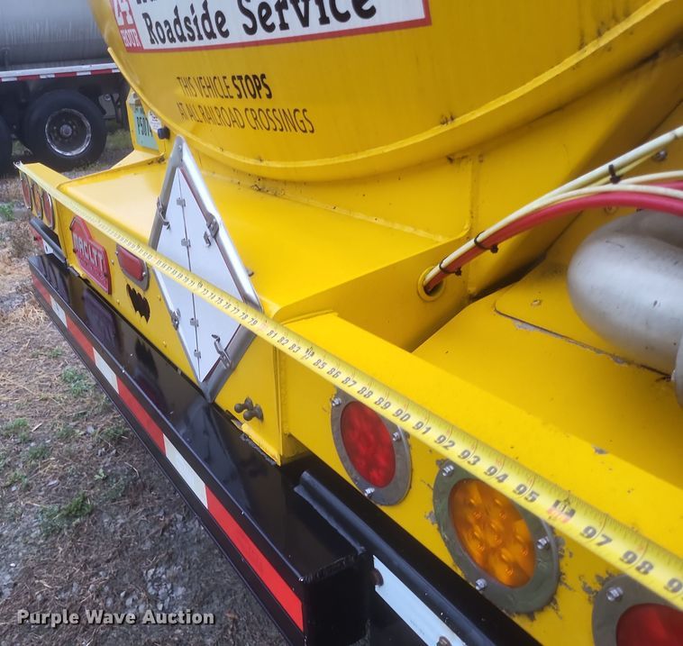 image for item DQ3687 2019 MACLTT ASE-9500-2S-406 tank trailer