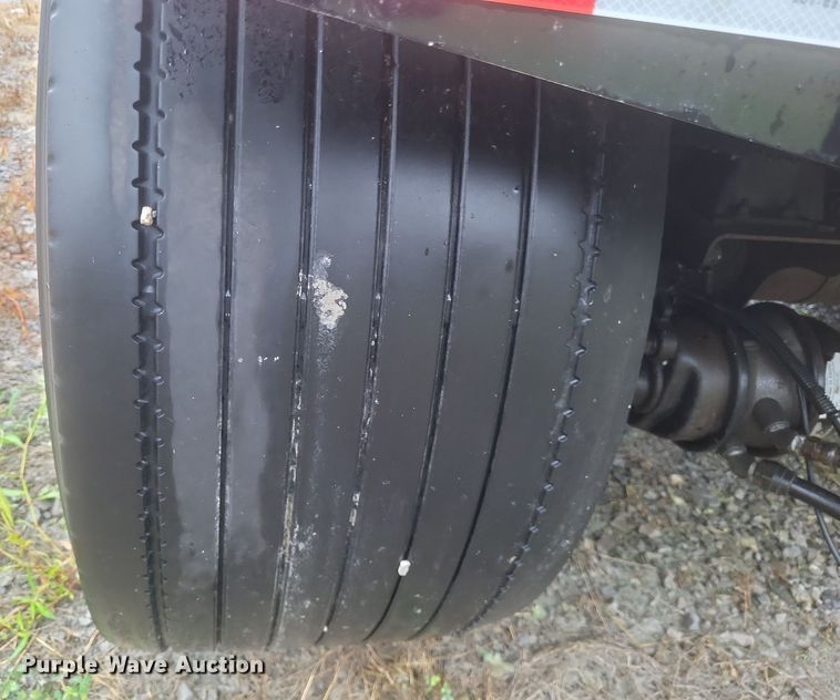 image for item DQ3687 2019 MACLTT ASE-9500-2S-406 tank trailer