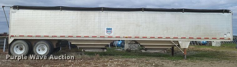 image for item DQ3769 2001 Wilson Hopper Bottom grain trailer