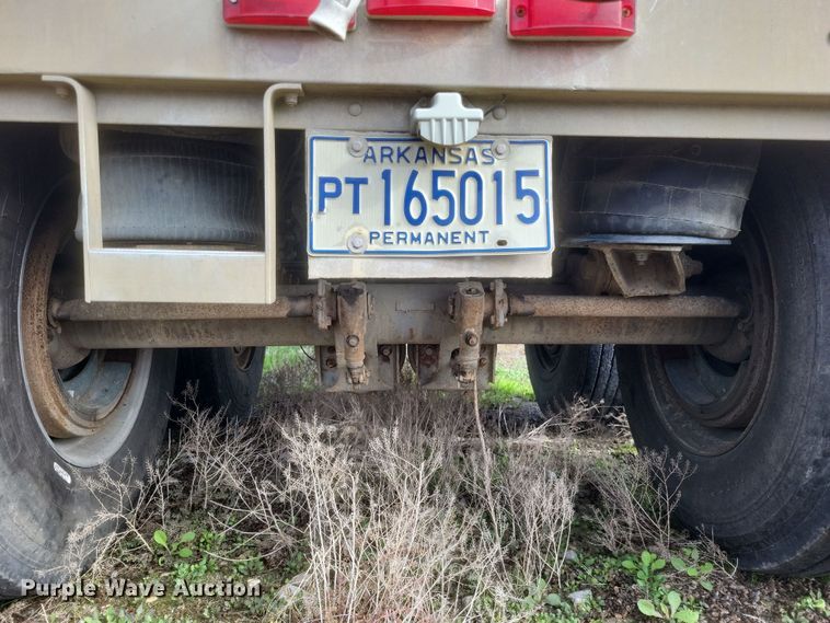 image for item DQ3769 2001 Wilson Hopper Bottom grain trailer