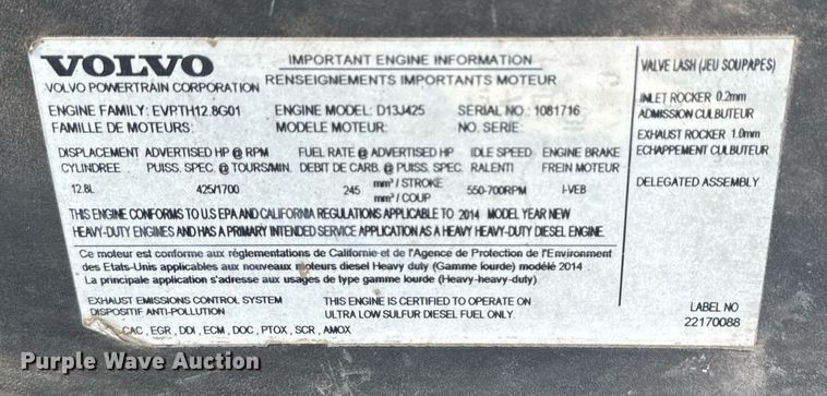 image for item DT2127 2015 Volvo D13 semi truck