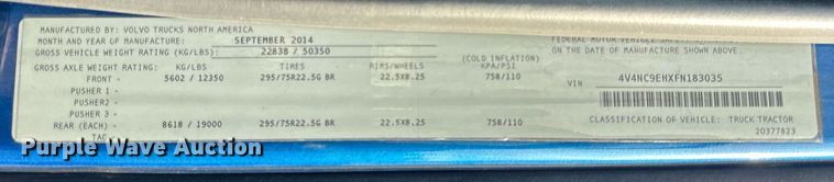 image for item DT2127 2015 Volvo D13 semi truck