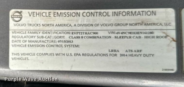 image for item DT2128 2014 Volvo VNL semi truck