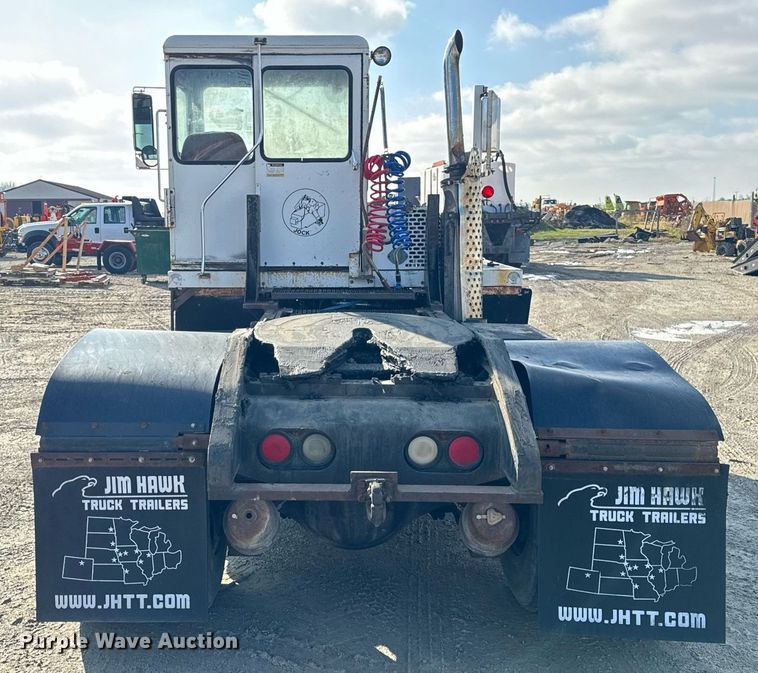 image for item DT2199 Capacity TJ5000 yard truck