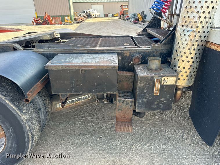 image for item DT2199 Capacity TJ5000 yard truck