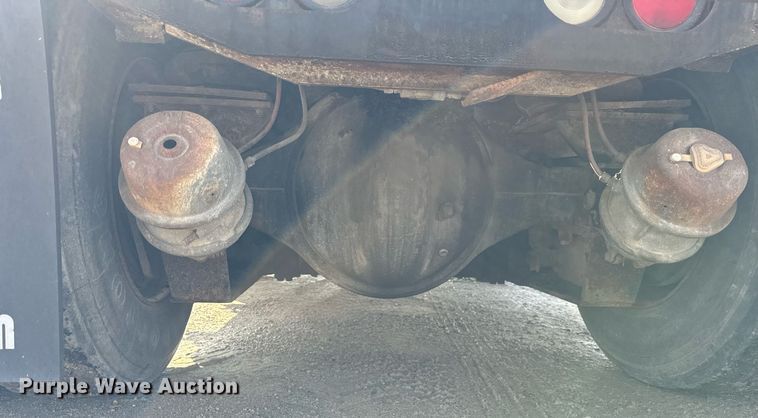 image for item DT2199 Capacity TJ5000 yard truck