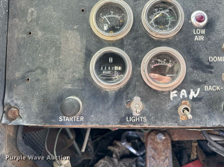 image for item DT2199 Capacity TJ5000 yard truck