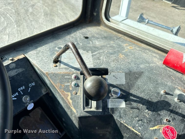 image for item DT2199 Capacity TJ5000 yard truck