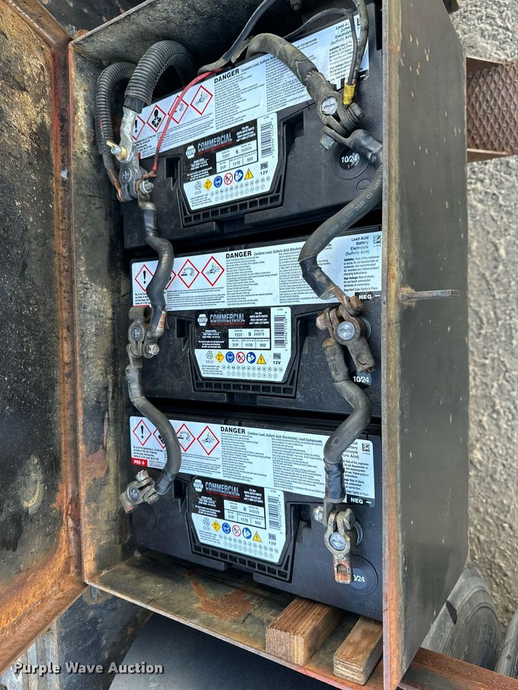 image for item DT2199 Capacity TJ5000 yard truck