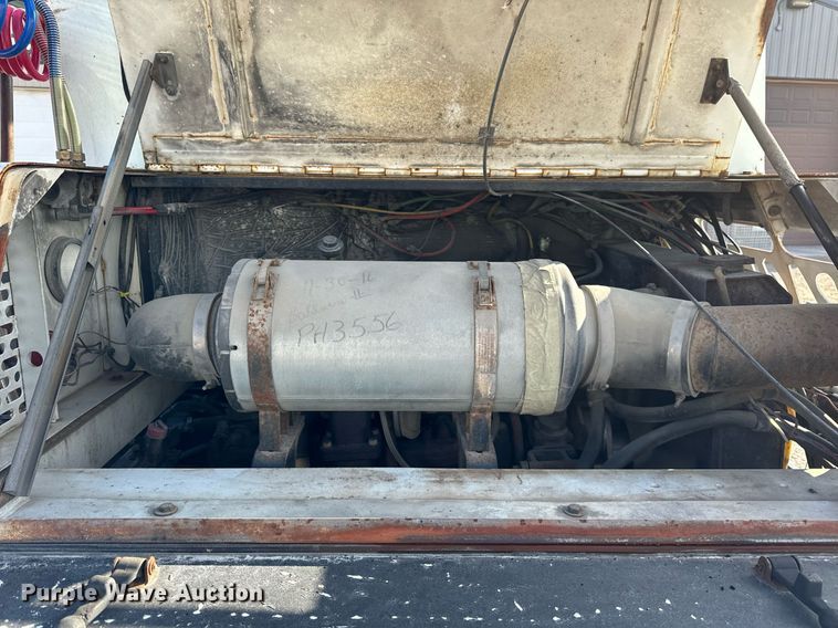 image for item DT2199 Capacity TJ5000 yard truck