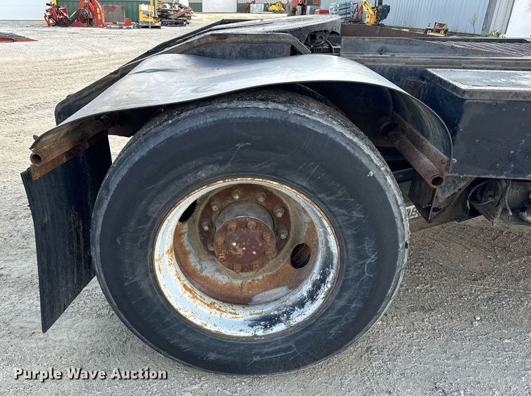 image for item DT2199 Capacity TJ5000 yard truck