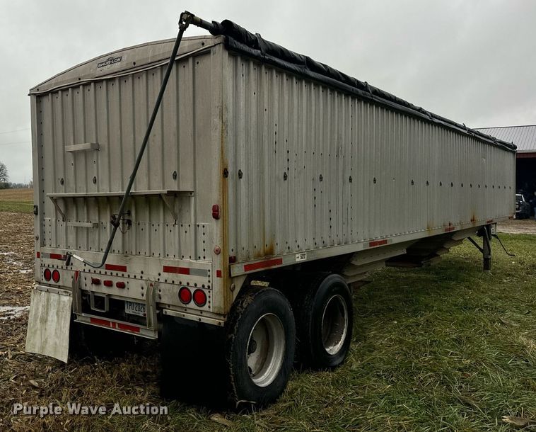 image for item DT2219 1983 Chamberlin JAGH-700 grain trailer