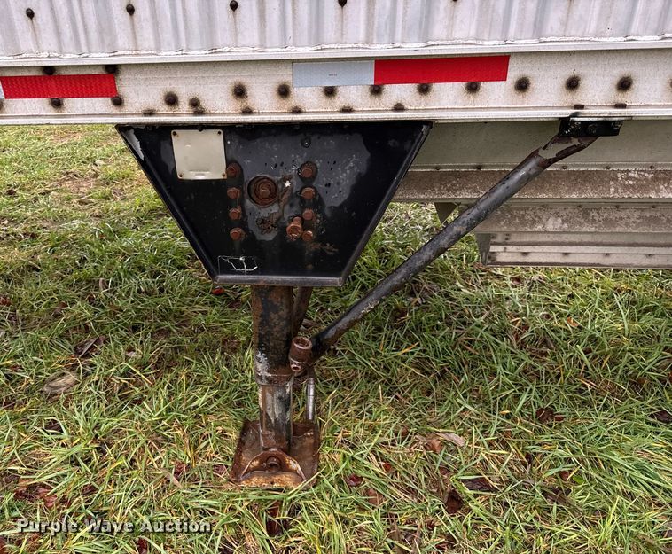 image for item DT2220 1987 Wilson AGH-800 grain trailer