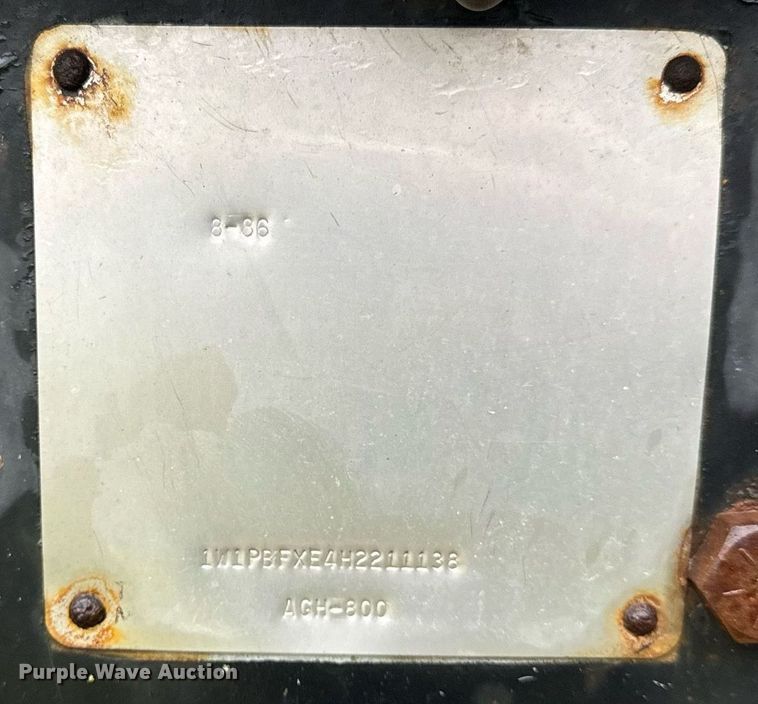 image for item DT2220 1987 Wilson AGH-800 grain trailer