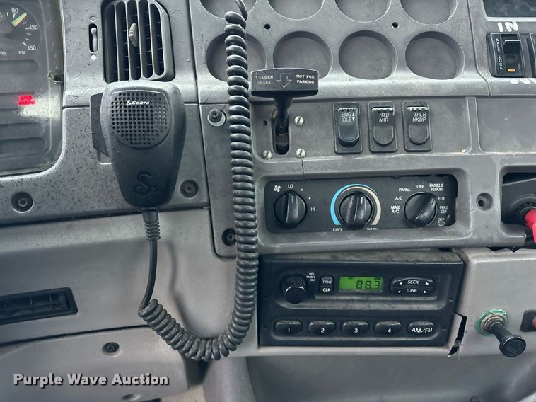 image for item DT2221 1999 Sterling  semi truck