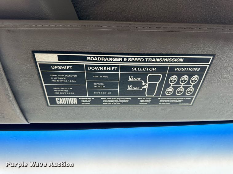 image for item DT2221 1999 Sterling  semi truck