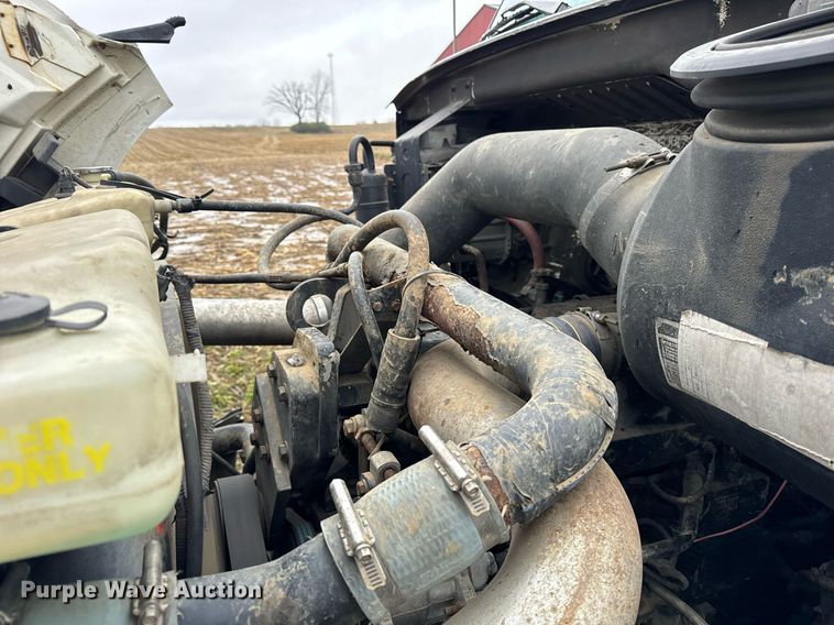 image for item DT2221 1999 Sterling  semi truck