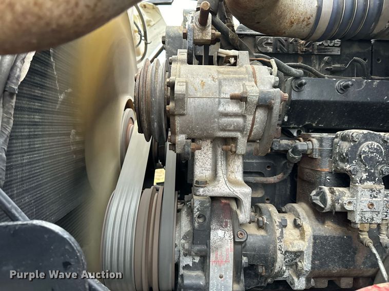 image for item DT2221 1999 Sterling  semi truck