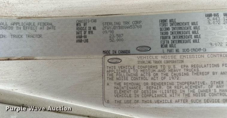 image for item DT2221 1999 Sterling  semi truck