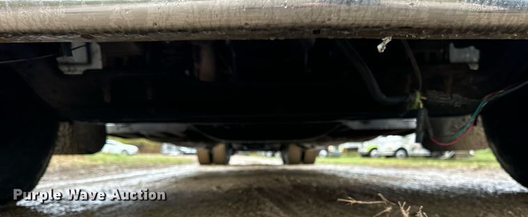 image for item DT2224 2000 Peterbilt 379 semi truck