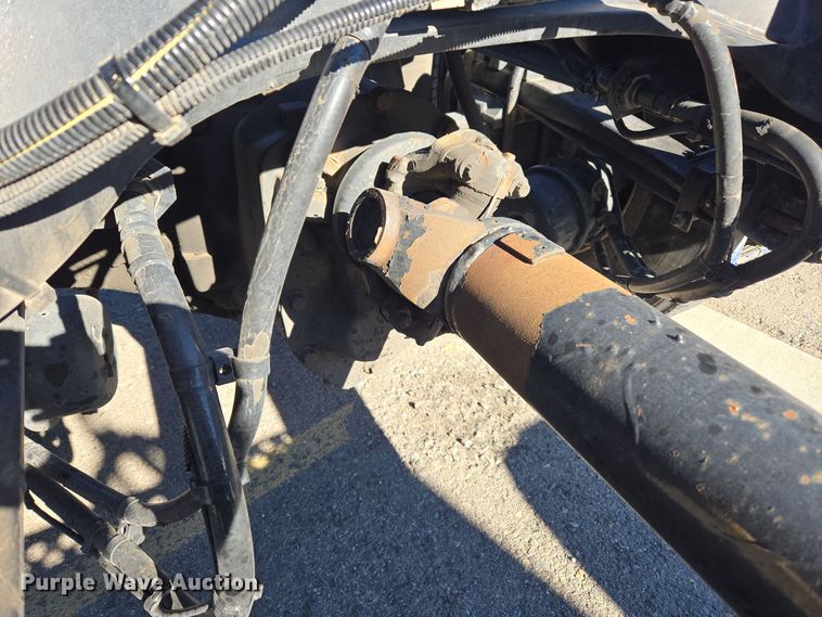 image for item DT7014 2020 Kenworth T680 semi truck