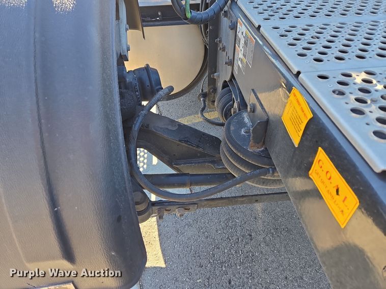 image for item DT7014 2020 Kenworth T680 semi truck