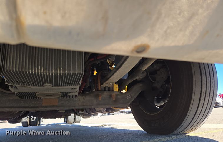 image for item DT7014 2020 Kenworth T680 semi truck