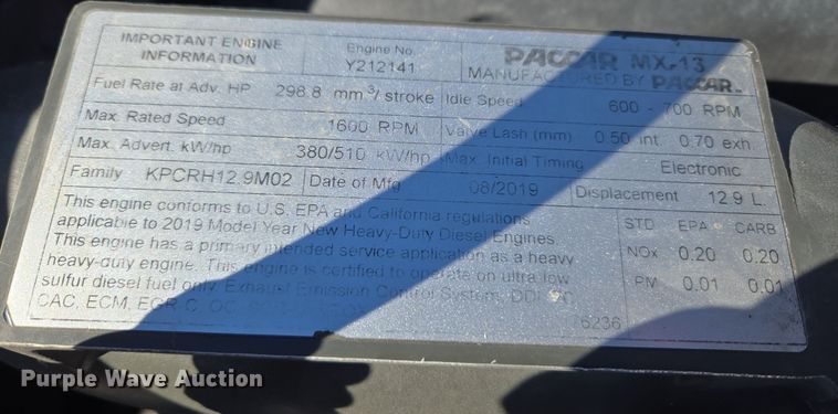 image for item DT7014 2020 Kenworth T680 semi truck