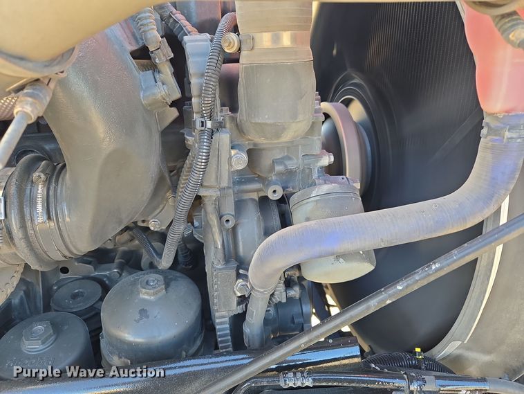 image for item DT7014 2020 Kenworth T680 semi truck