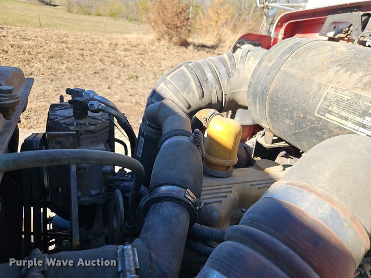 image for item DT7573 1992 Kenworth T800 semi truck