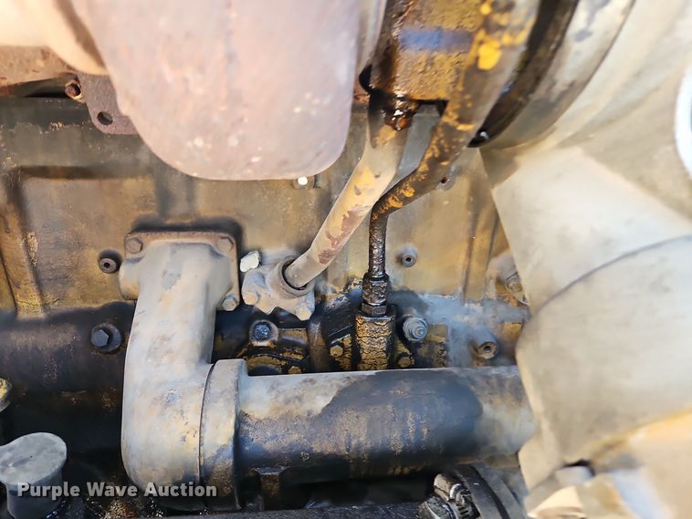 image for item DT7573 1992 Kenworth T800 semi truck