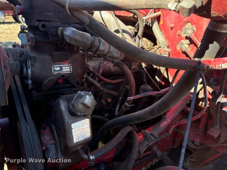 image for item DV2850 1981 International 1954 winch truck