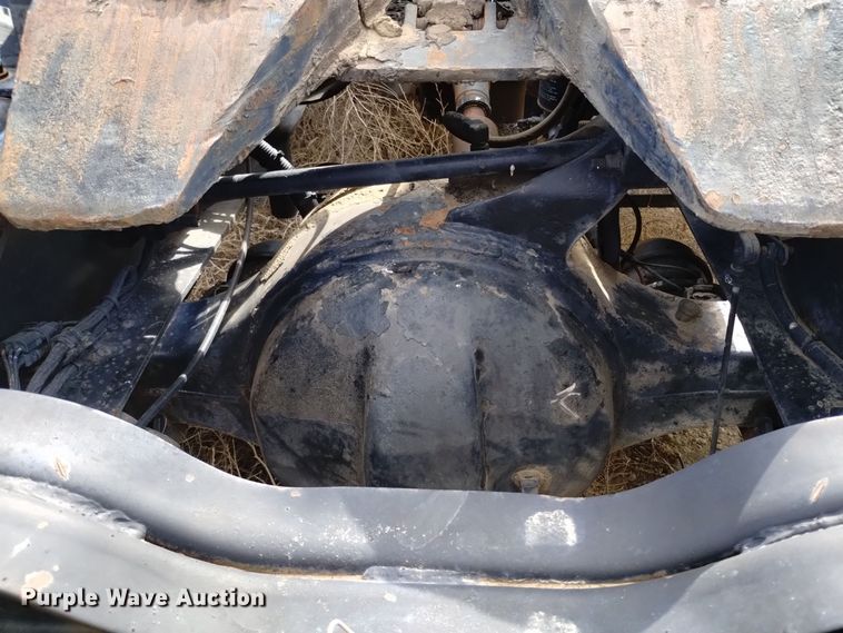 image for item DV6517 1997 Mack MR6 semi truck