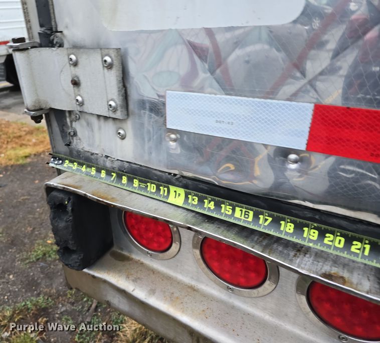 image for item DW3959 2007 Great Dane 7811TZ-1A refrigerated van trailer