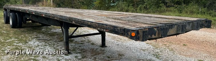 image for item DX1351 2007 Great Dane flatbed trailer