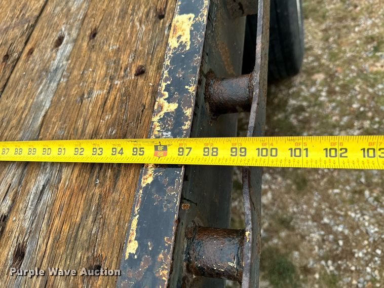 image for item DX1351 2007 Great Dane flatbed trailer