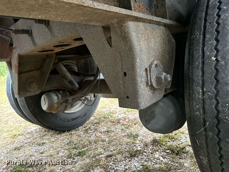 image for item DX1351 2007 Great Dane flatbed trailer