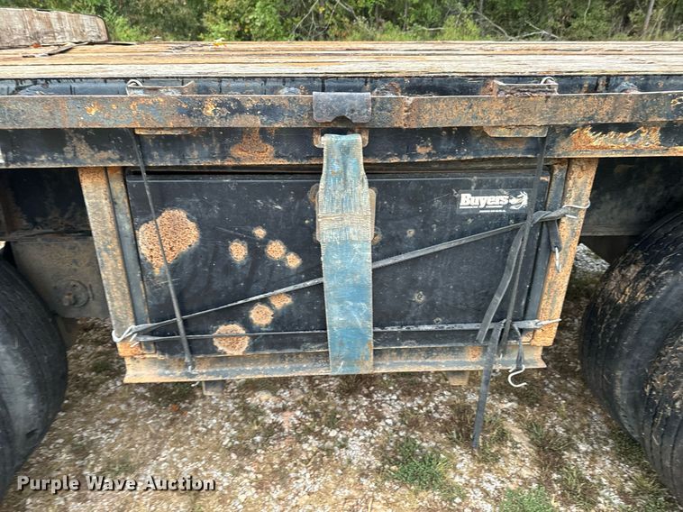 image for item DX1351 2007 Great Dane flatbed trailer